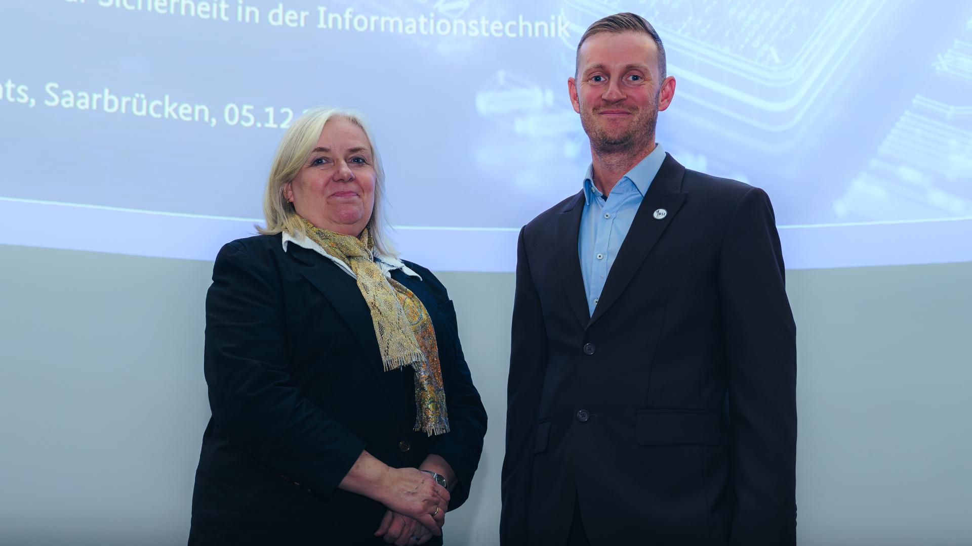 Karin Bickelmann (LMS) und Frederic Raber (BSI)