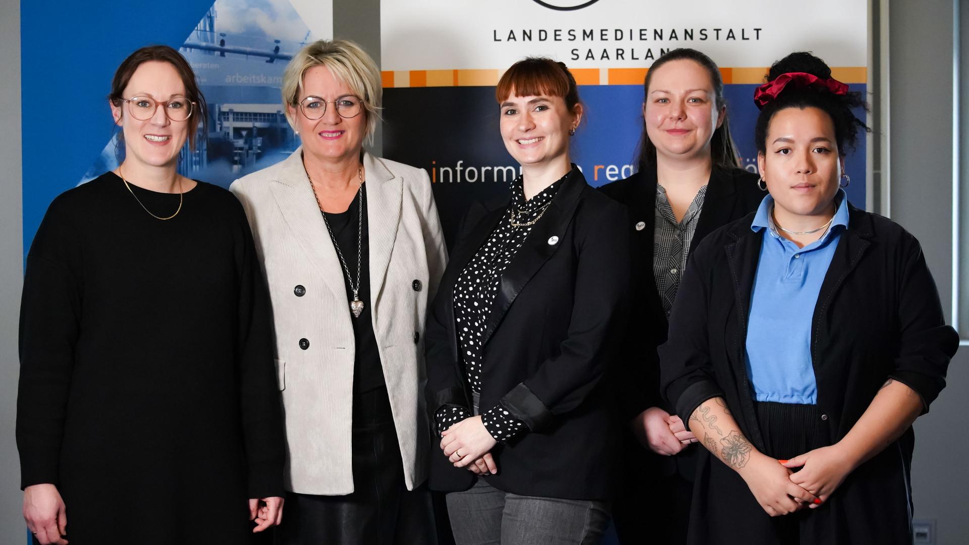 Melanie Blatter (Arbeitskammer des Saarlandes), Ruth Meyer (LMS), Carola Plesch und Veronika Lazar (BSI), Michelle Pantke (Amadeu Antonio Stiftung)