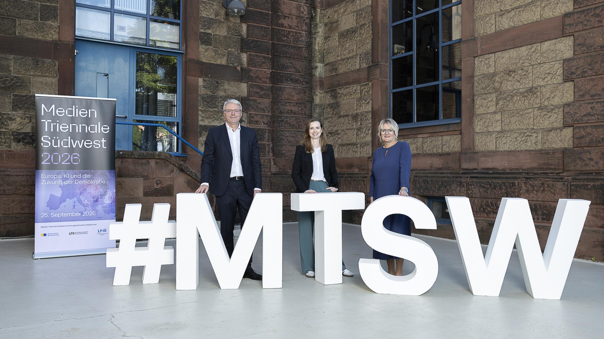 Dr. Marc Jan Eumann (Medienanstalt RLP), Julia Jeske (LFK) und Ruth Meyer (LMS) ©Medienanstalt RLP, Fotograf Victor Beusch